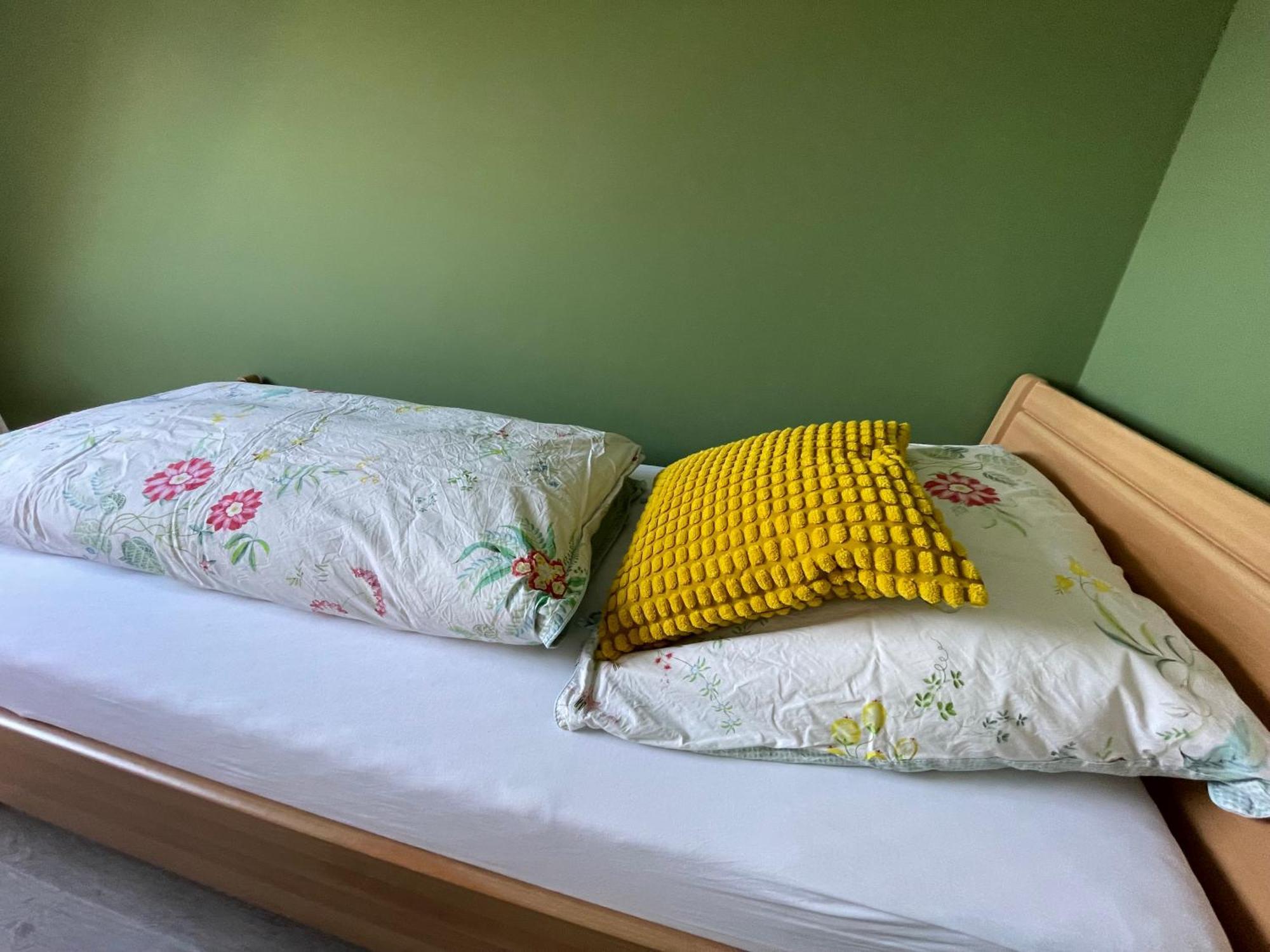 Appartement Mit Zwei Schlafzimmern Borgholzhausen 外观 照片