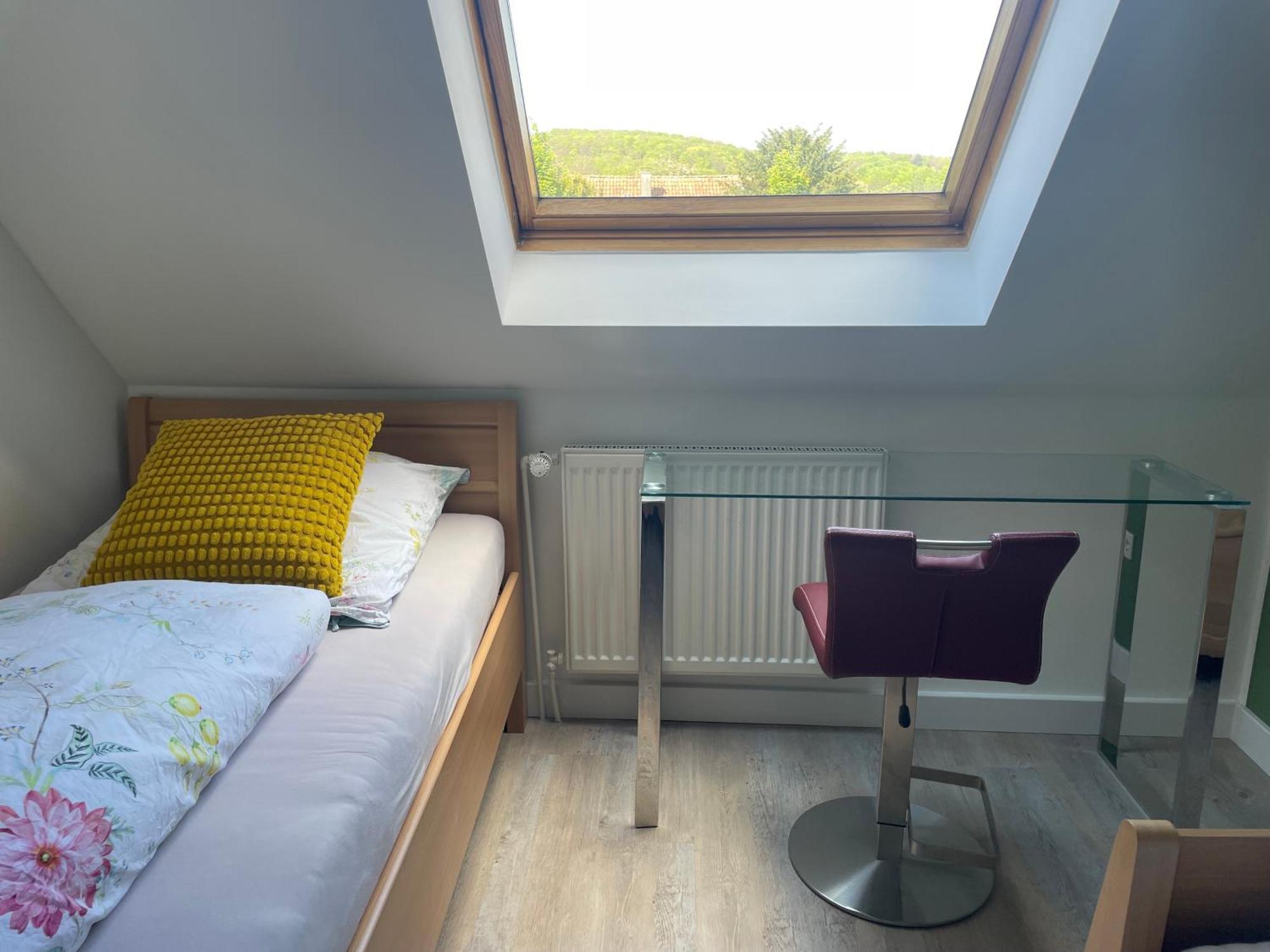 Appartement Mit Zwei Schlafzimmern Borgholzhausen 外观 照片