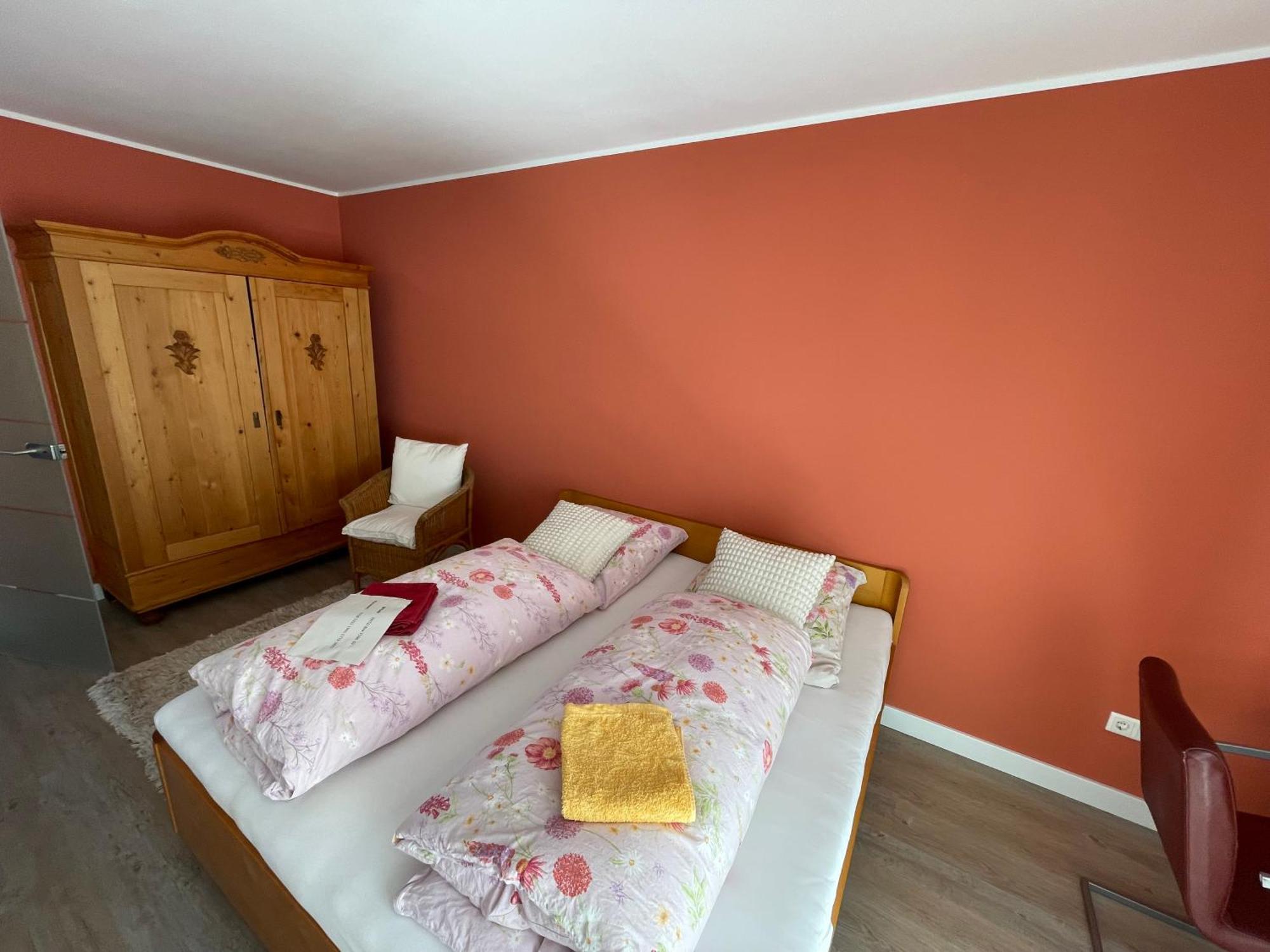 Appartement Mit Zwei Schlafzimmern Borgholzhausen 外观 照片